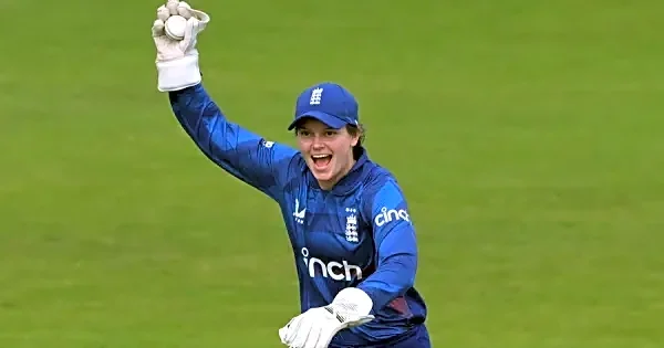 UP Warriorz pick Amy Jones as an injury replacement for Phoebe Litchfield