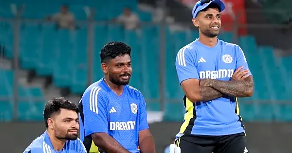 Watch : Suryakumar Yadav banter with Sanju Samson goes viral