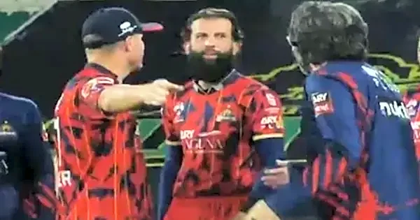 WATCH: David Warner and Moeen Ali engage in heated argument during PSL match