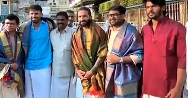 RCB players offered prayers to Lord Venkateswara at Tirumala Tirupati Devasthanam