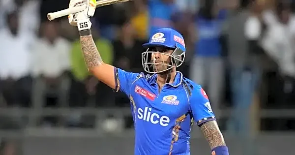 WATCH: Mumbai Indians stand-in captain Suryakumar Yadav smashes all-important 50 vs DC in Delhi