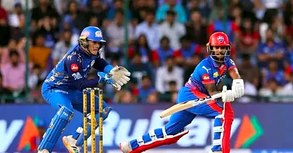 Delhi Capitals lose two wickets in two overs against Mumbai Indians, Netizens React