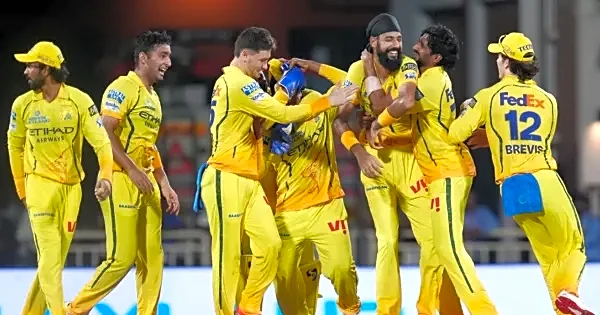 Dream debut: Gurjapneet Singh strikes on first ball, removes Axar Patel