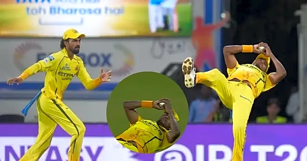 Akeal Hosein takes acrobatic catch to dismiss Auqib Nabi in CSK vs DC; Ruturaj Gaikwad’s reaction goes viral