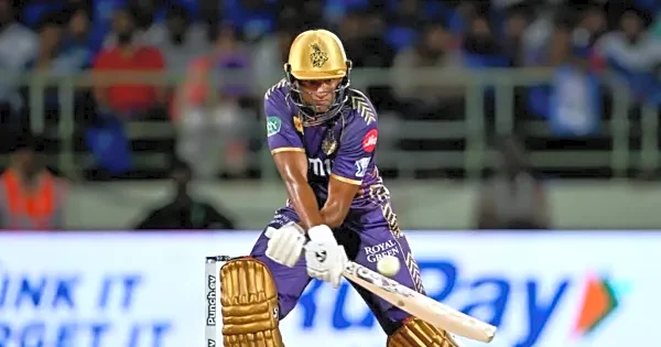 Watch : How a KKR fan asks for Angkrish Raghuvanshi’s Cap and he gives a hilarious reply