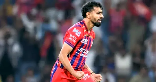 Bowlers with most wickets in power play in IPL  2026