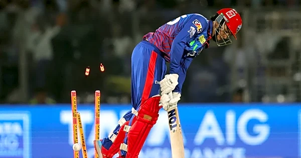 RCB’s record of 49 in in danger: X goes berserk as Delhi Capitals lose six wickets in powerplay