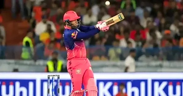 Donovan Ferreira’s monster six hits DC cheerleader during clash against RR in  Jaipur