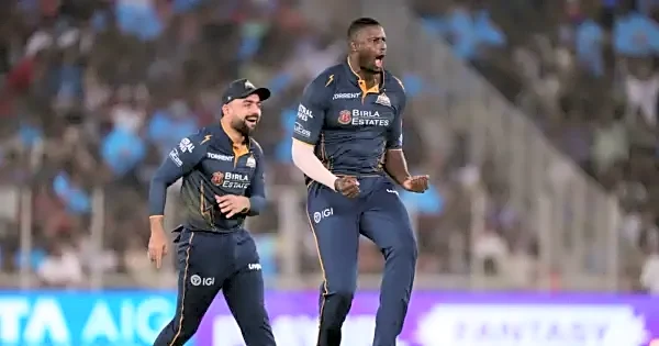 Netizens laud GT’s bowling prowess as they dismantle PBKS’ batting lineup