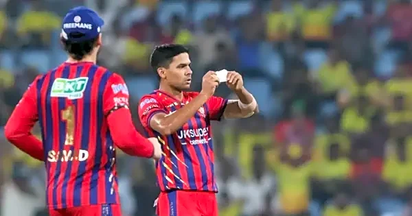 Akash Singh scalps his first wicket of the season against CSK and pulls out note celebration : IPL 2026