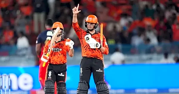 “SRH-Batting Powerhouse”” X Reacts As Abhishek Sharma leads SRH charge against RCB