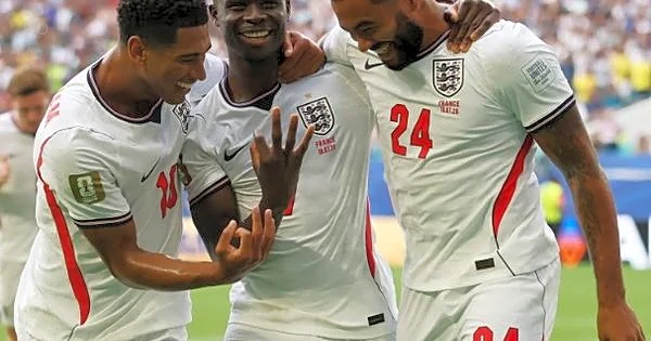 England edge France in record-breaking 10-goal World Cup third-place thriller