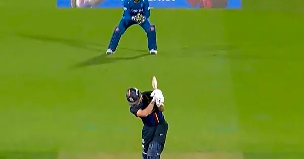 Dewald Brevis hits stunning no-look six as London Spirit beat MI London in Men's The Hundred 2026