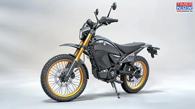 Royal Enfield Flying Flea S6 Showcased at EICMA 2025 - Here Are The Photos With Details