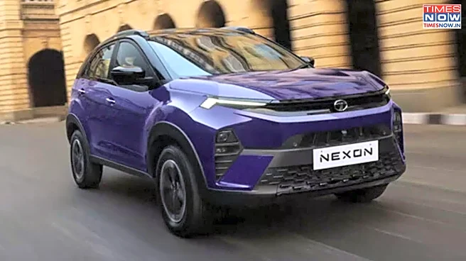 Festive Demand Pushes Passenger Vehicle Market Toward 5% FY Growth: Tata Motors