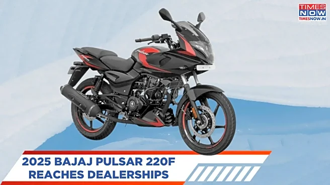 2025 Bajaj Pulsar 220F Reaches Dealerships With New Colours - Details Inside