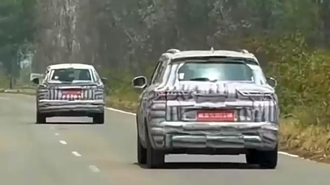 Maruti Suzuki Brezza Facelift Spotted With Mystery SUV, Big Updates Expected