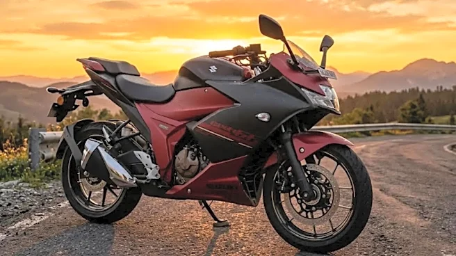 Hero Splendor+ Flex Fuel vs Suzuki Gixxer SF 250 FFV: Which Is Better?