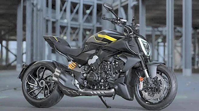 Ducati Diavel V4 Black Roadster India Launch: Expected Price, Specs, And Features