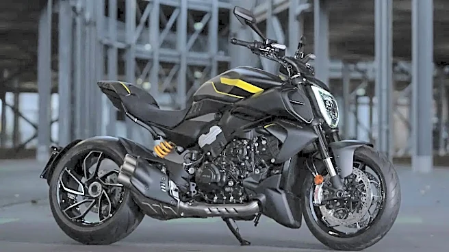Ducati Diavel V4 Black Roadster Hits India At Rs 29.98 Lakh — The Dark Knight Arrives!
