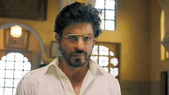 Raees Director Reveals Shah Rukh Khan Was Given 'Roadside Ice' For A Scene: He Put It In His Mouth And...