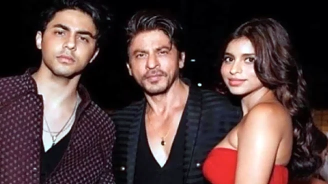 Shah Rukh Khan Reveals Why He Rarely Advises Aryan, Suhana: I Come With Baggage...