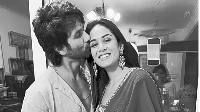 Shahid Kapoor Kisses Wife Mira Rajput In Throwback Pic From Karwa Chauth; Latter Reflects On Love, Dreams And Happiness