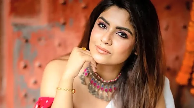 Sayantani Ghosh On Jagadhatri Competing With Prime-Time Shows: Taking This As Positive Challenge | EXCLUSIVE