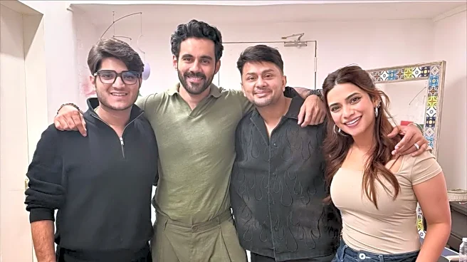 Bigg Boss 19's Abhishek Bajaj, Mridul Tiwari, Awez Darbar And Nagma Mirajkar Meet After Eviction - See Pic