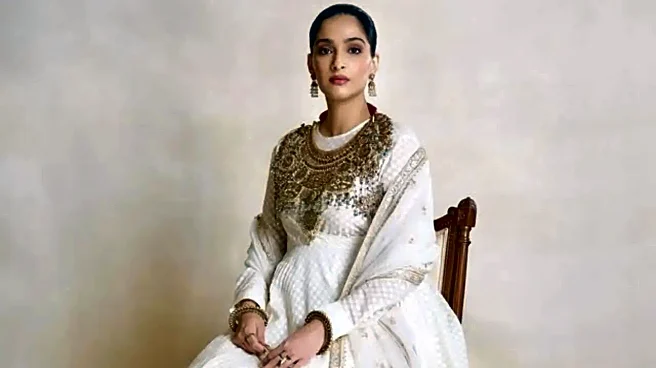 Mom-To-Be Sonam Kapoor Stuns In White As She Wraps Herself 'In Love' After Second Pregnancy Announcement
