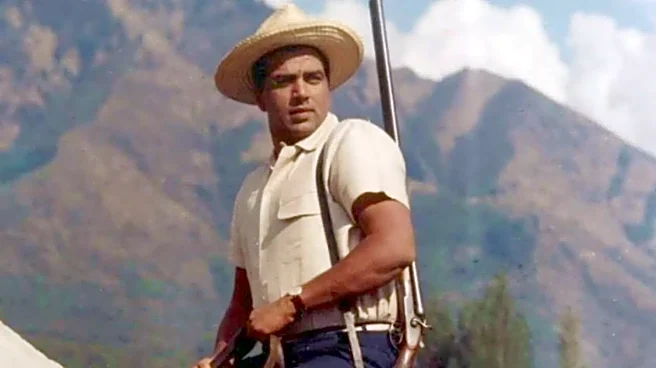 How Dharmendra's First NEGATIVE Role In Ayee Milan Ki Bela Changed The Game For Bollywood's 'He-Man'