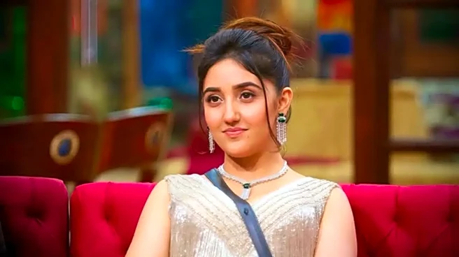 Bigg Boss 19: Ashnoor Kaur Shares Cryptic Post About 'Log Ki Kahinde' After Shocking Eviction