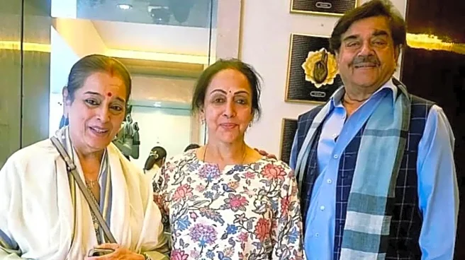 Shatrughan Sinha Says It Was 'Heartbreaking' To Meet Hema Malini After Dharmendra's Death, Remembers Him As 'Kind Soul'
