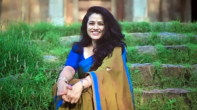 Girija Oak On Therapy Being Called As ‘Ameeron Ke Chochlein’: Understand This Point To Some Extent – EXCLUSIVE