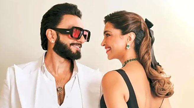 Dhurandhar Star Ranveer Singh Goes 'Jaan Hi Le Le' Reacting To Wife Deepika Padukone's Gorgeous New Pics