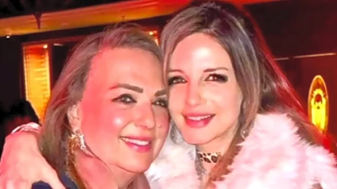 Sussanne Khan Remembers Mom Zarine In Moving Post; 'Everything Stops When I Think...'