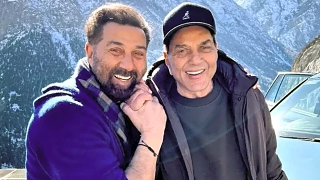Ikkis: Sunny Deol Gets Emotional After Watching Papa Dharmendra’s Last Film; Says ‘Treasure Filled With His Spirit’
