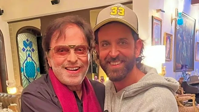 Hrithik Roshan Pens Sweet Birthday Wish For ‘Dad’ Sanjay Khan; Misses Mom Zarine Khan – See Post