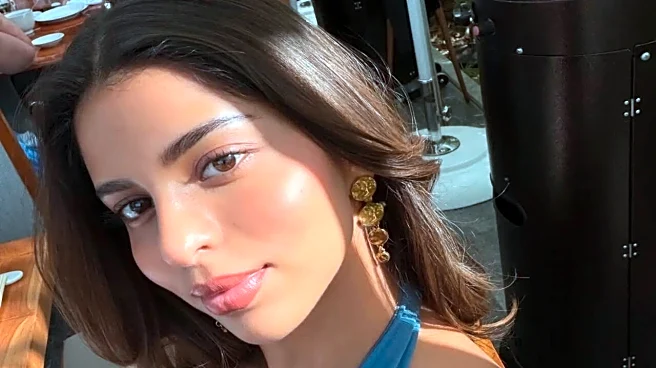 Suhana Khan's Dubai Vacay Was All About Pretty Dresses, Flawless Pics; Shanaya, Sahher Hype Up King Actress