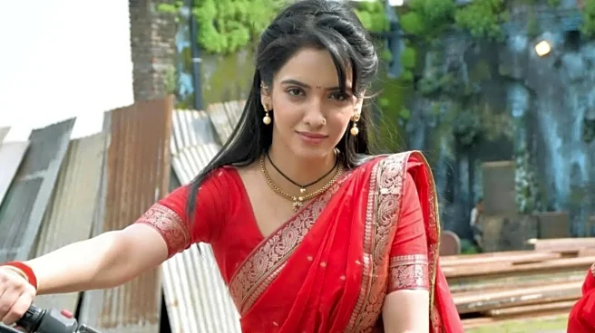 Jagadhatri Star Sonakshi Batra Compares Makar Sankranti In Delhi Vs Mumbai | Exclusive