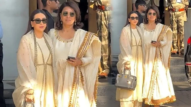 DYK Neetu Kapoor 'Fainted' In Middle Of Karisma Kapoor's Wedding? Here's What Happened