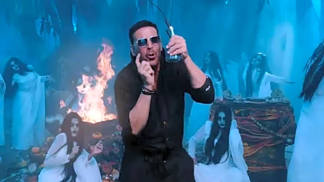 Bhooth Bangla Trailer X Review: What Do Netizens Think About Akshay Kumar's Horror Comedy?