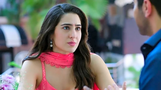 Sara Ali Khan Gets Uncomfortable At Pati Patni Aur Woh Do Trailer Launch - Here's What Happened