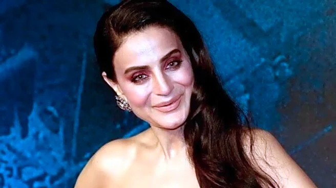 Ameesha Patel’s New York-Mumbai Connecting Flight Diverted To Muscat Due To Fresh Missile Attacks In UAE