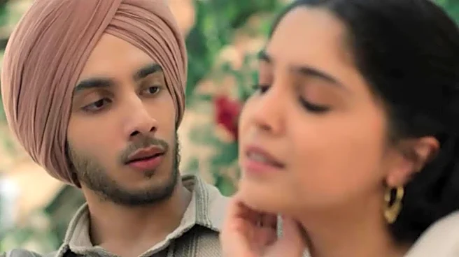 Voh Nahin: Vedang Raina, Sharvari Open Old School Romance Chapter In Imtiaz Ali's Main Vaapas Aaunga Song
