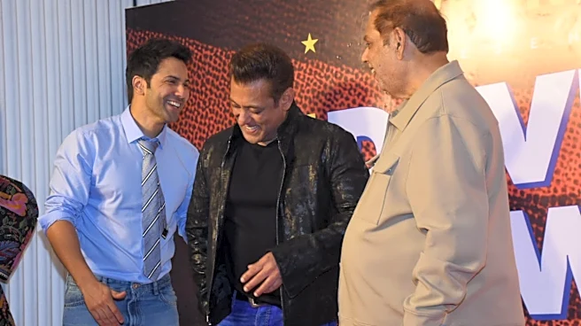 Salman Khan Attends David Dhawan Film Festival In Mumbai, Fans Love His Retro Energy - WATCH