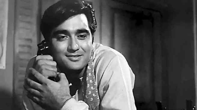Priya Dutt’s Heartfelt Tribute To Sunil Dutt On Death Anniversary: I Remember The Father….