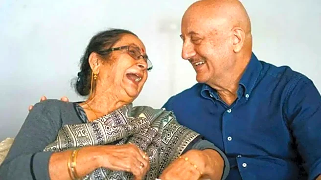 Anupam Kher’s 'Middle-Class' Family Post Is Every Indian Home Ever: Gifting Mom Is Risky...