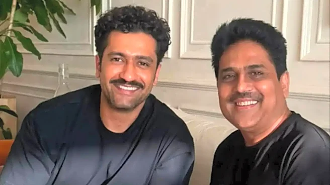 Vicky Kaushal Wins Hearts As He Welcomes Guests At TMKOC Fame Shailesh Lodha's Daughter's Wedding
