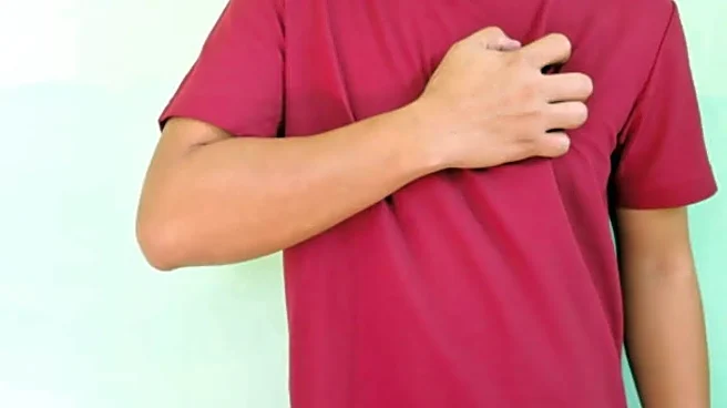 Right-Side Chest Pain? Here’s Why It’s Not Always a Heart Attack